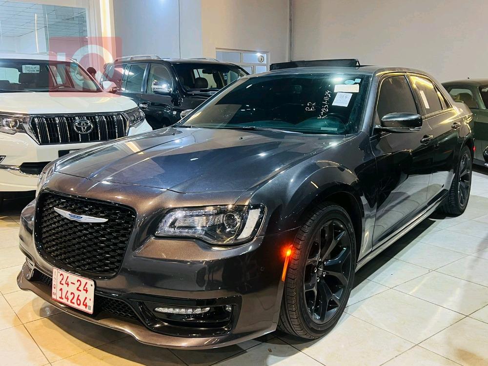 كرايسلر 300